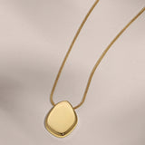 18k Gold | Text