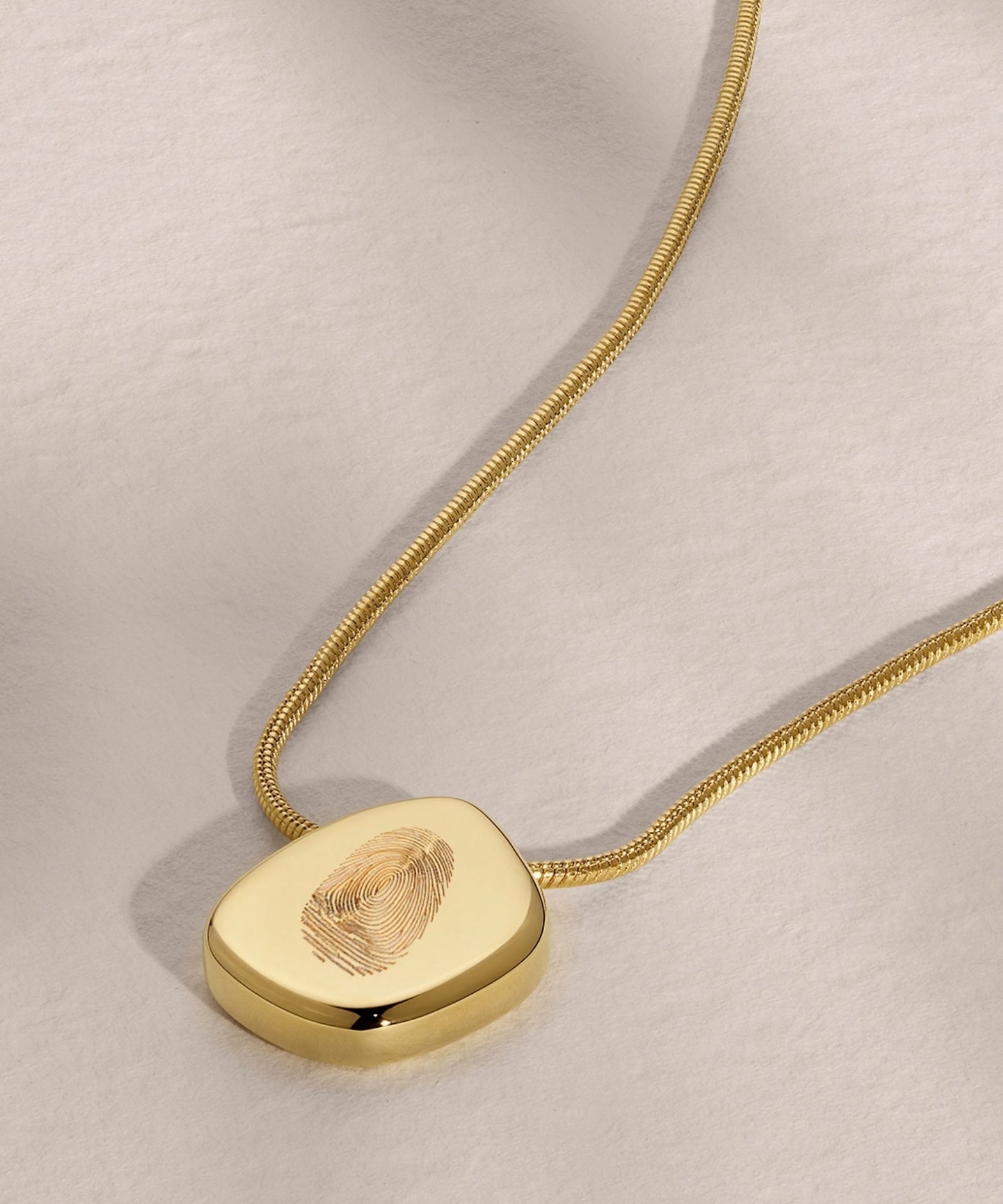 18k Gold