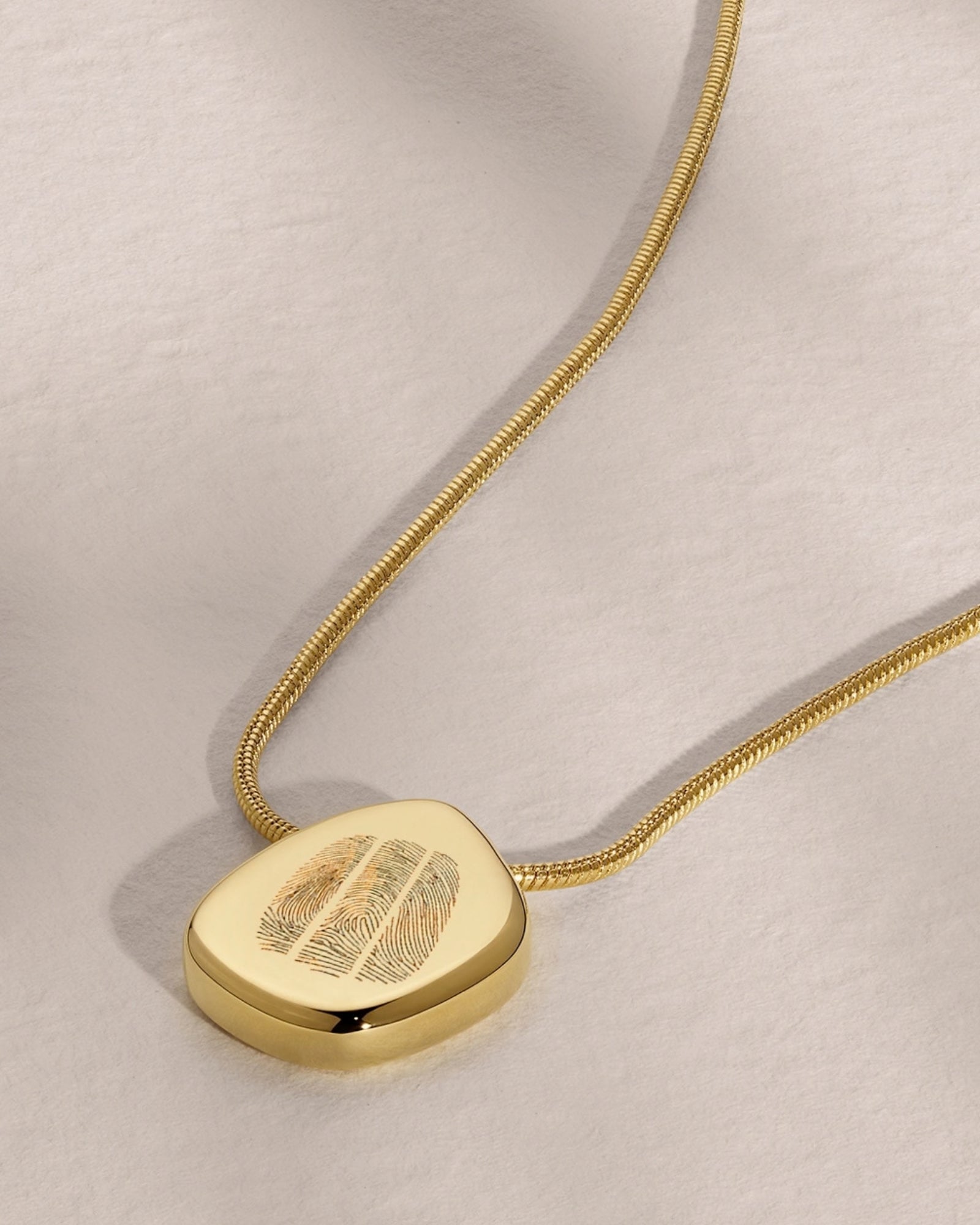 18k Gold 