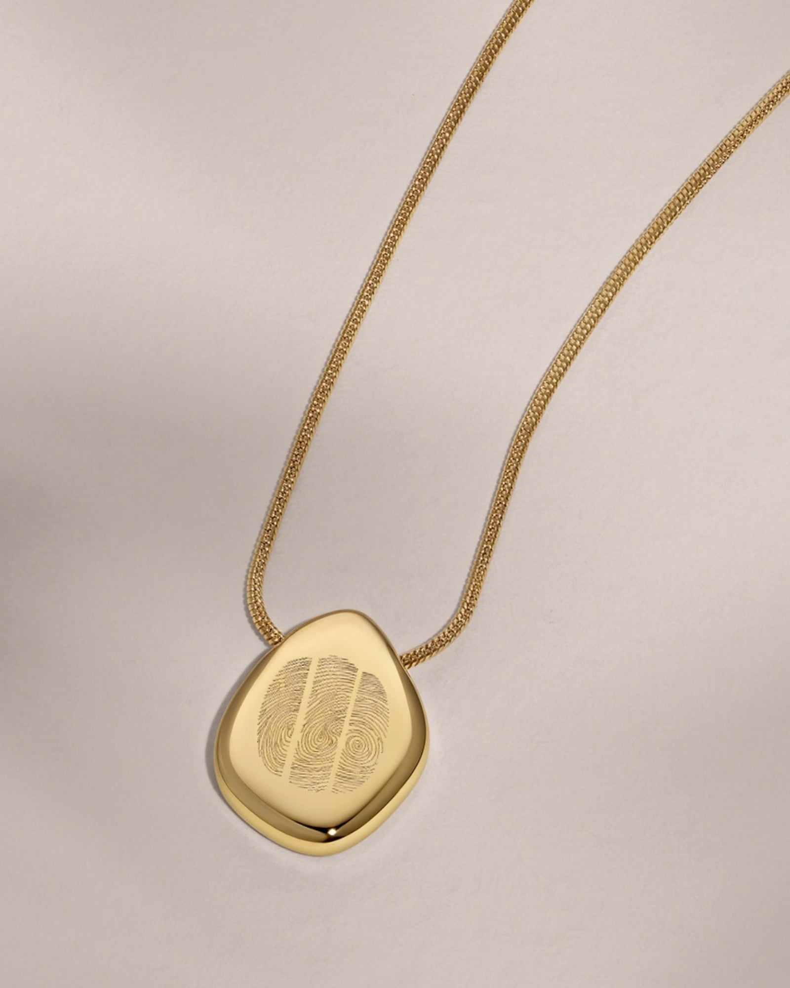 18k Gold 