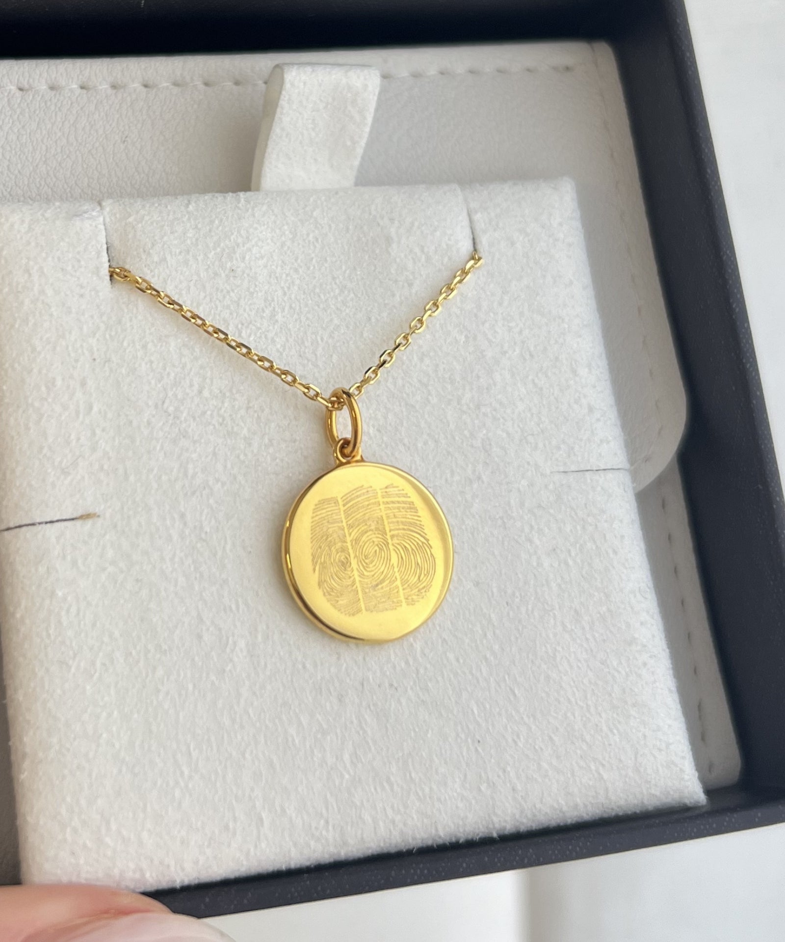 9k Solid Gold