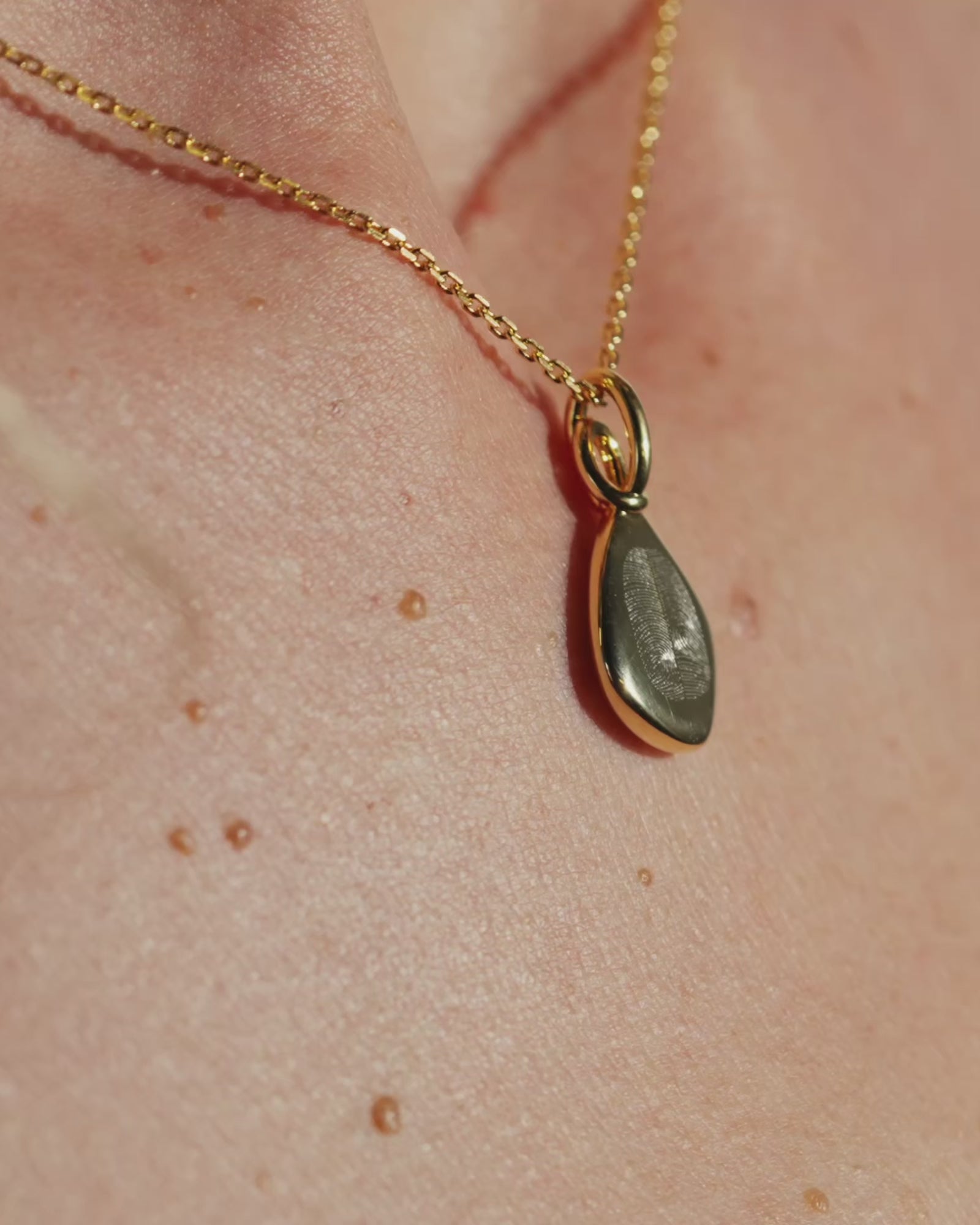 18k Gold | Diamond Chain