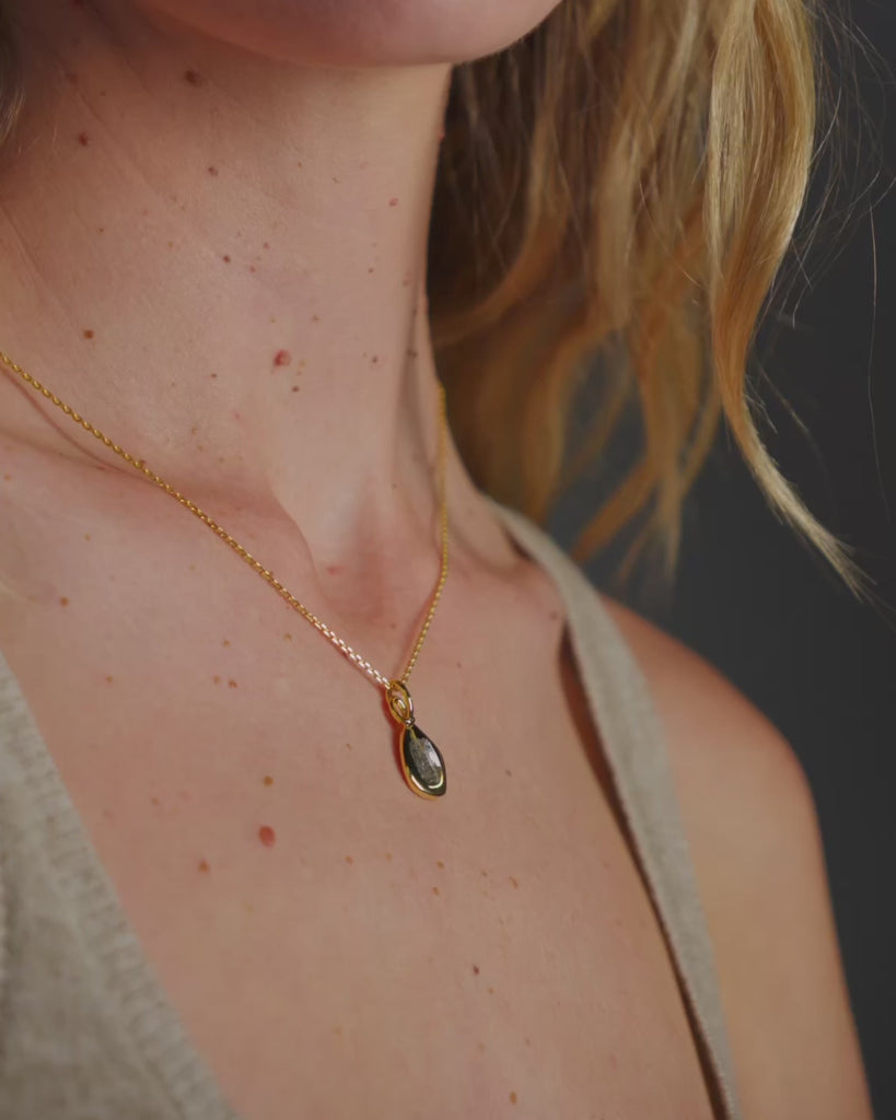 18k Gold 