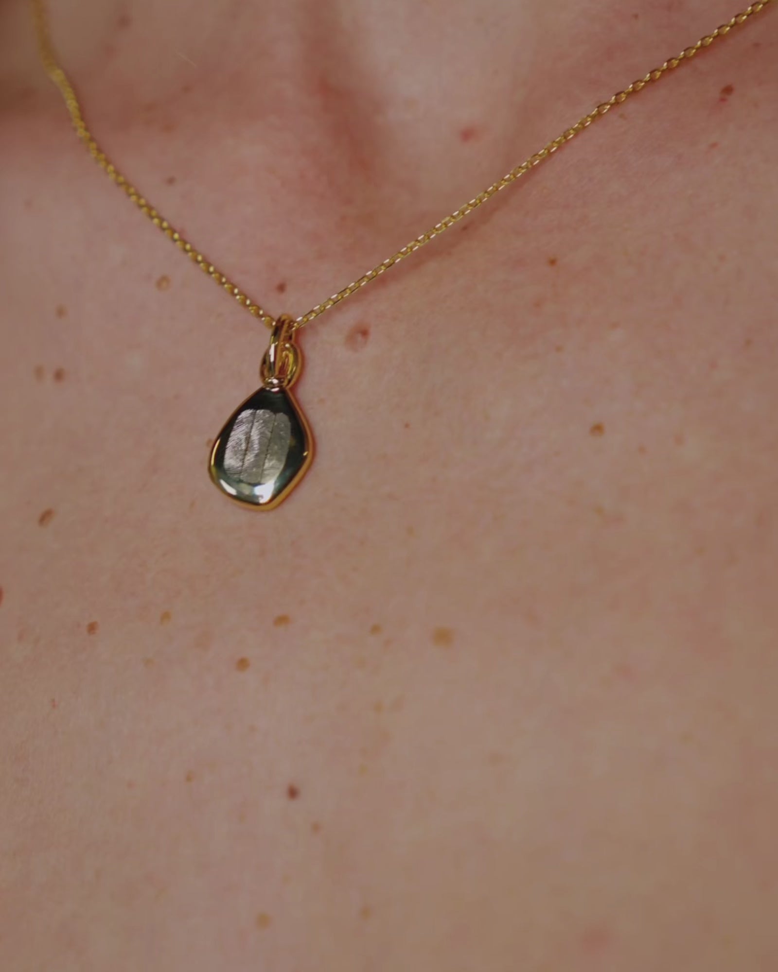 18k Gold