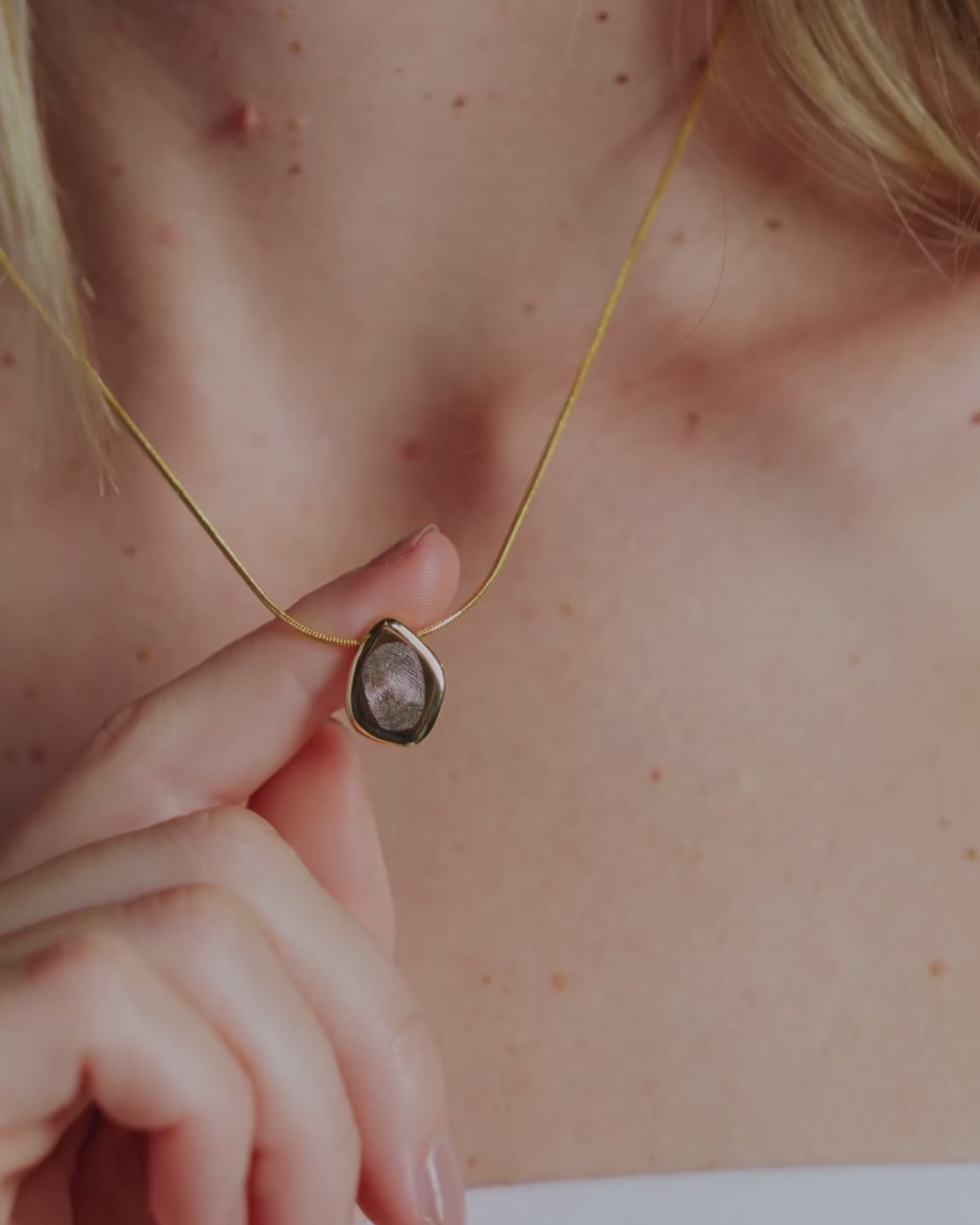 18k Gold